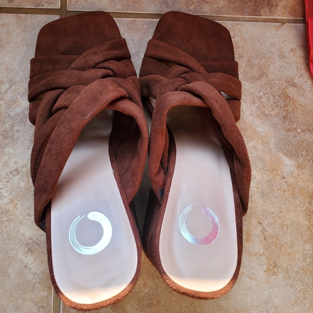 Brand new women footwear